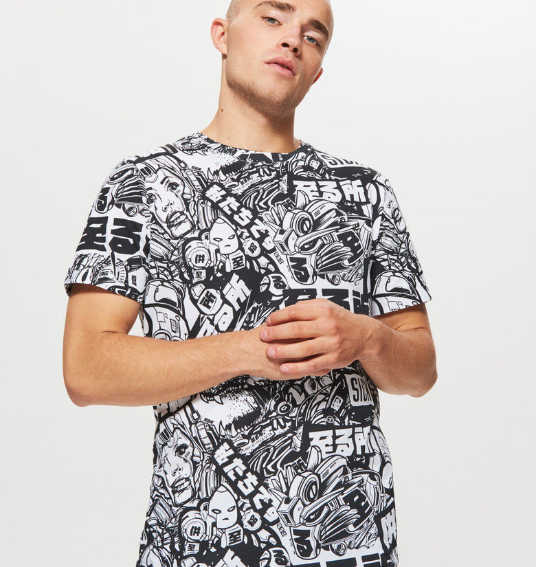 T-Shirt With All-Over Print